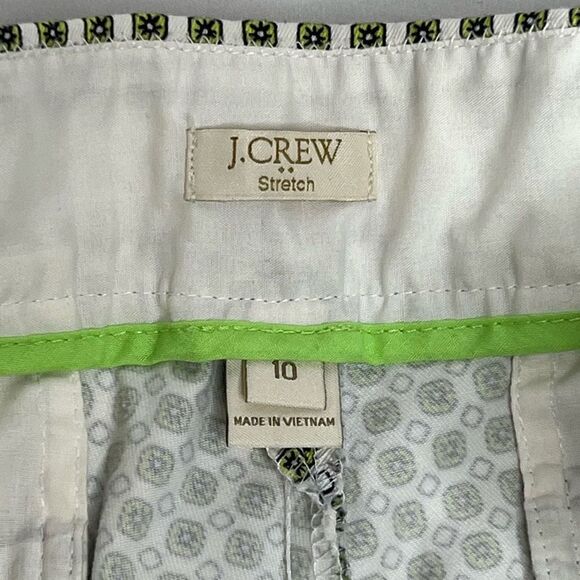J. Crew Factory green and white geometric print chino shorts size 10 - Picture 10 of 11